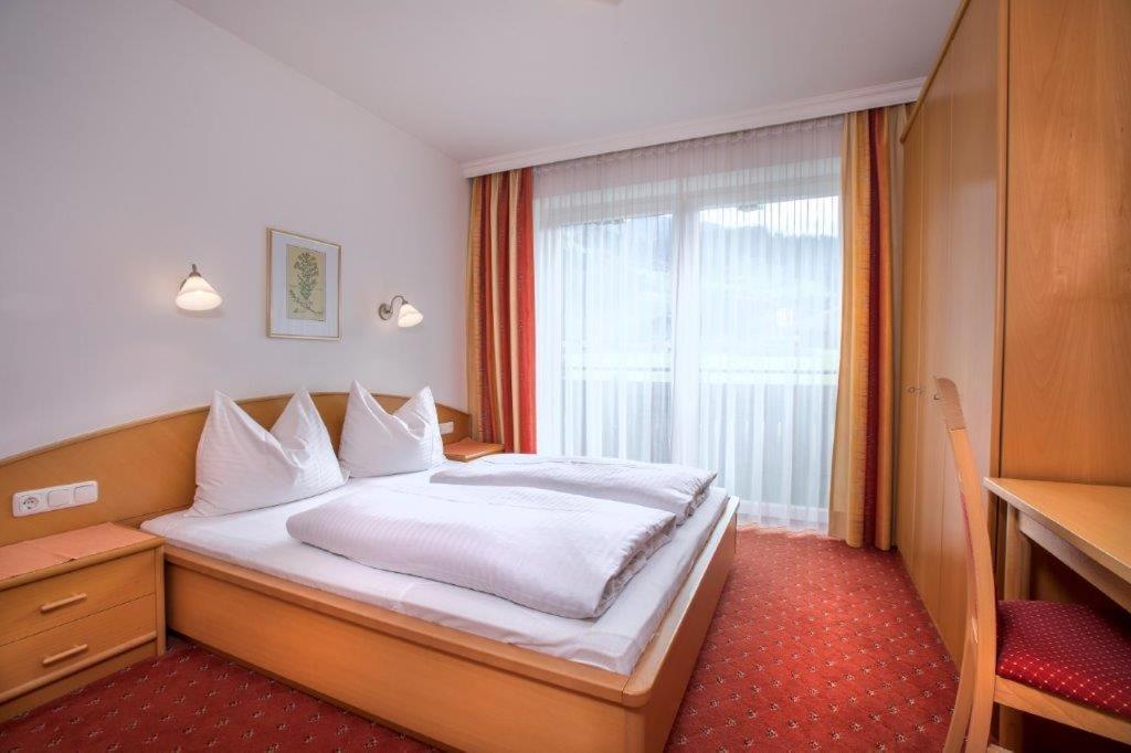 Garni Roesslhof Hotel Hollersbach im Pinzgau Luaran gambar